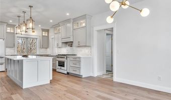 63 Forrest Ln, Charlestown, RI 02813