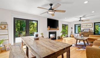 995 Old Farm Ln, Aptos, CA 95003