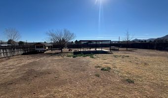 100 Deer Run Dr, Alpine, TX 79830