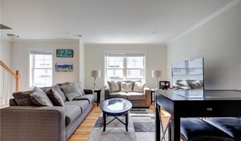 17 Mariner Way, Middletown, RI 02842