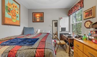 7 Bayberry Ct, Atco, NJ 08004
