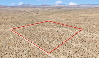 1111 Los Padres Rd, Apple Valley, CA 92307