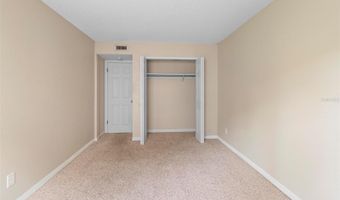 652 LAKE VILLAS Dr D, Altamonte Springs, FL 32701
