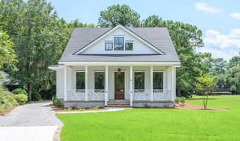 20 Millers Pond Dr, Beaufort, SC 29907