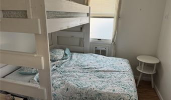 49 Shore Rd, Narragansett, RI 02882