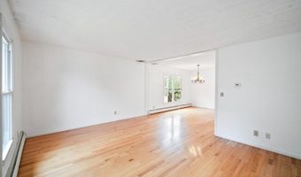 61 W Munson Ave, Andover, NJ 07801