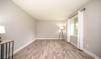4829 New Rd, Austintown, OH 44515
