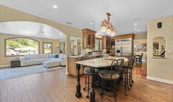 7929 Los Pinos Cir, Carlsbad, CA 92009