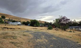 320 Harding St, Asotin, WA 99402