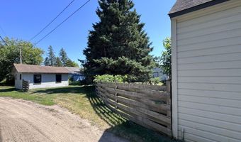 410 1st St NW, Aitkin, MN 56431