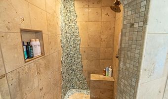 19328 Stirrup Dr, Abingdon, VA 24211