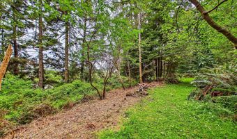 448 Tanglewood Rd, Arcata, CA 95521