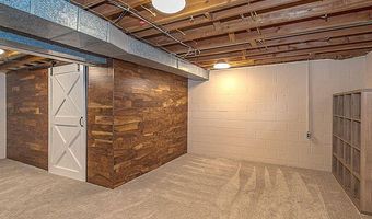 1516 Arborview Blvd, Ann Arbor, MI 48103