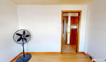 137 Brook St, Bristol, CT 06010