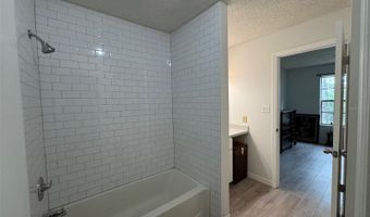 199 AFTON Sq 108, Altamonte Springs, FL 32714