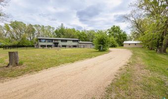 29594 472nd Ave, Beresford, SD 57004