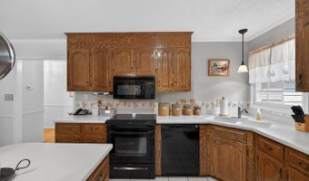 414 Holly Hills Dr, Altavista, VA 24517