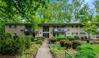 7717 DONNYBROOK Ct 103, Annandale, VA 22003