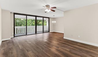 6101 EDSALL Rd 312, Alexandria, VA 22304