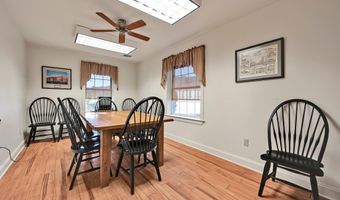 1942 PAPPY'S Ln, Orwigsburg, PA 17961