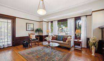 1300 Regent St, Alameda, CA 94501