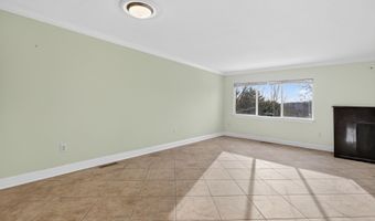 295 Monticello Dr 295, Branford, CT 06405