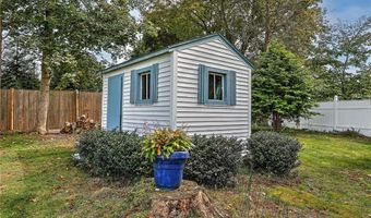 21 Browning Dr, Charlestown, RI 02813