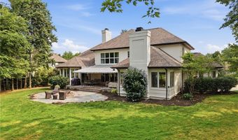 315 Glengarry Dr, Aurora, OH 44202