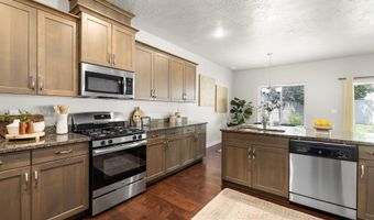 9176 W Tillamook Dr, Boise, ID 83709