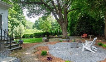 291 Spencer Ave, Warwick, RI 02818