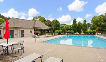 9390 Old Preserve Trl, Ball Ground, GA 30107