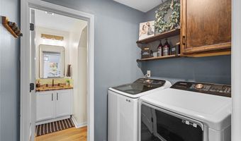 102 Lochenshire Pl, Belton, SC 29627