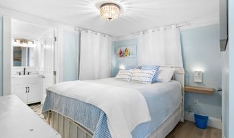 55 Wonderview Cir, Belfast, ME 04915