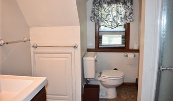2071 Dewey Rd, Ashtabula, OH 44004
