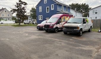 1213 Wood Ave, Bridgeport, CT 06604