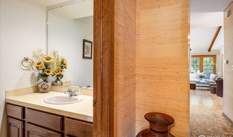 4936 Clubhouse Cir, Boulder, CO 80301