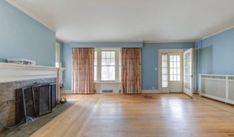 121 Guy Park Ave, Amsterdam, NY 12010