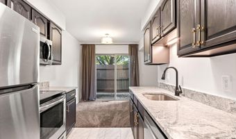 3034 Forest Creek Ct, Ann Arbor, MI 48108