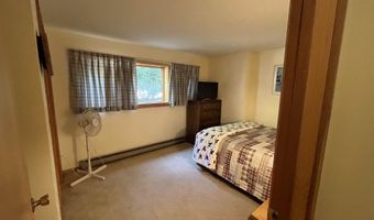 35 Woodland Pines Rd, Bartlett, NH 03812