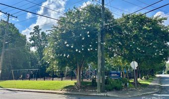 1034 Charles Ave, Charlotte, NC 28205