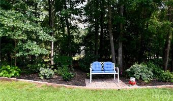 102 Meadow Creek Dr, Athens, GA 30605