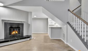2215 Sunburst Cir, Anchorage, AK 99501