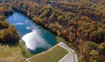 13 Village Way E7, Alloway, NJ 07462