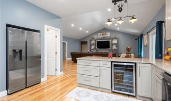 475 Ten Rod Rd, Exeter, RI 02822