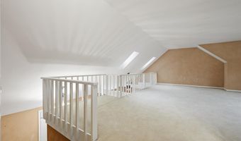 22 Cortland Cir, Bangor, ME 04401