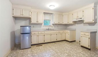 1789 HOLMAN St, Alexander City, AL 35010