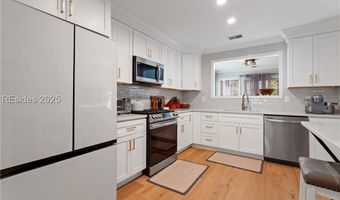 19 Lake Linden Dr, Bluffton, SC 29910