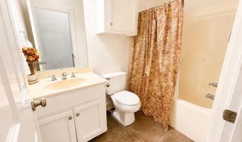 11001 Shoreline Dr, Baton Rouge, LA 70809