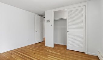 2 High Ridge Dr, Cumberland, RI 02864