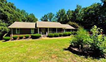 110 Saxon Woods Dr, Athens, GA 30607
